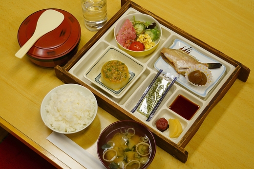 �Ύ뉮���ق̐H�ʂ̂����� / �߉��̗� �H�ʂ̂����� �\��